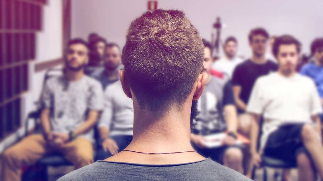 3 friends enjoying a night out